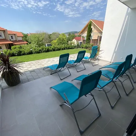 Magnolia & - Adults Only 招待所 4*