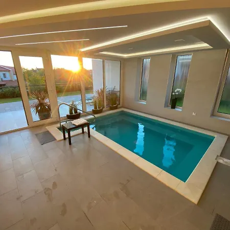 Magnolia & - Adults Only 4*