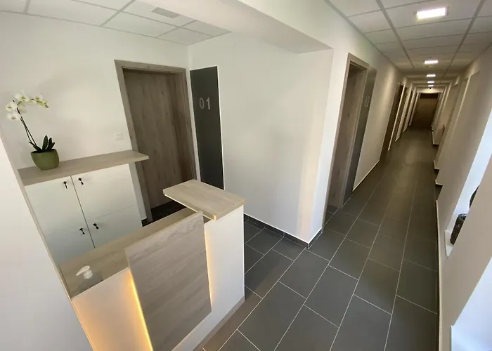 Magnolia & - Adults Only